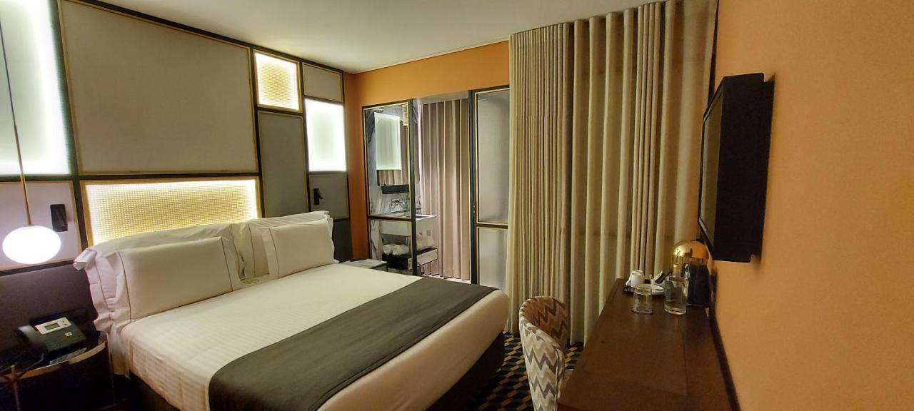 Métier Boutique 4*